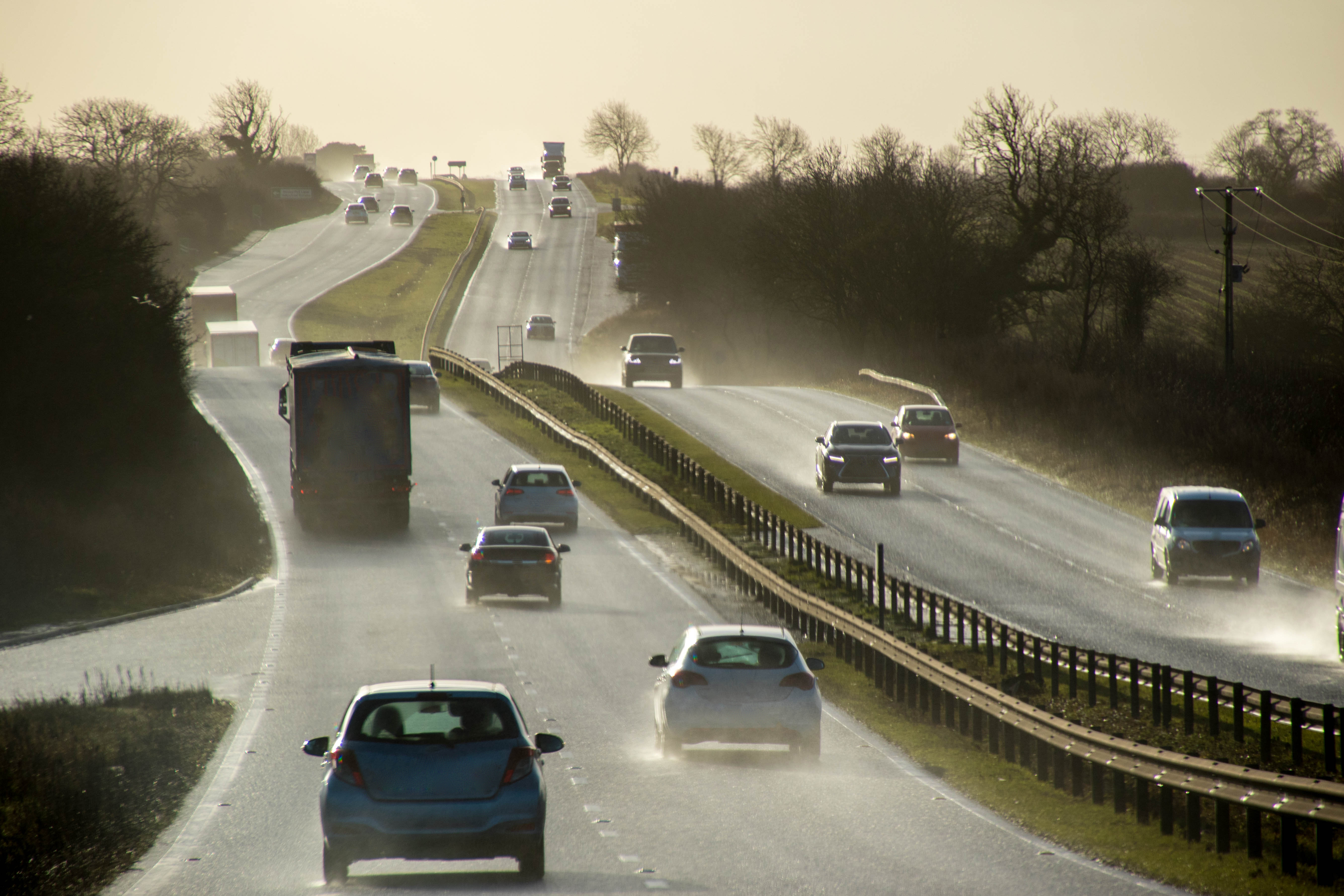 Lane Changes & Mergers - HGV (Bite Sized)